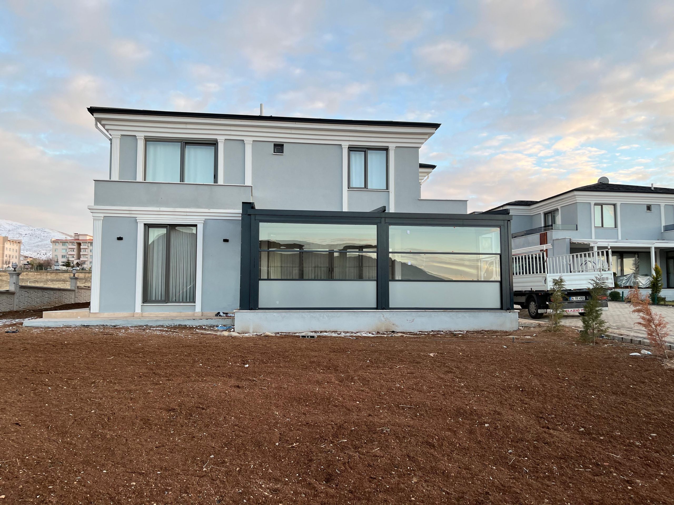 Giyotin Cam ve Pergole Sistemleri-Elazığ Tente (3)